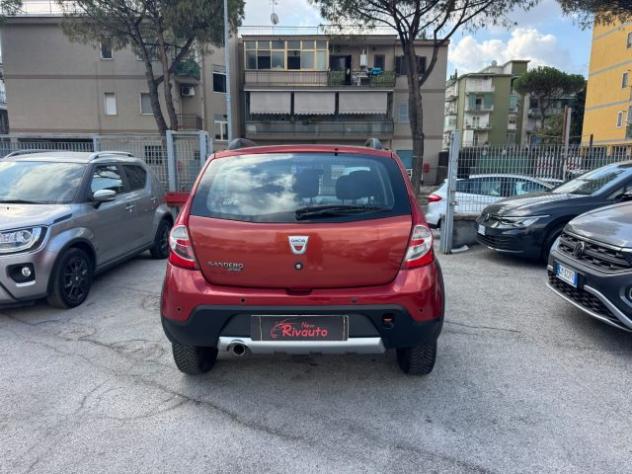 DACIA Sandero Stepway 1.6 8V 90CV rif. 24093453 - Foto 9