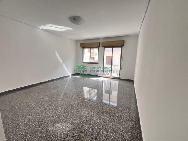 Rif: 2598 - In vendita appartamento con esposizione angolare - Comiso - Foto 9