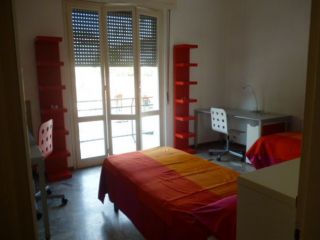 CAMERA SINGOLA PARMA STUDENTESSE