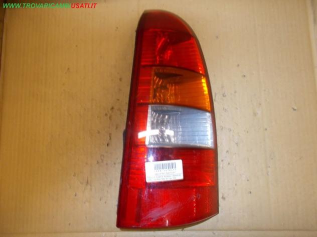 FANALE POST.S. ROSSO / ARANCIO OPEL ASTRA (T98) 3p / 5p / SW  Parti elettriche  Fanaleria  Fanali  Fanale post. sx. OPEL - ASTRA F - 01-03-1998 - 01-0