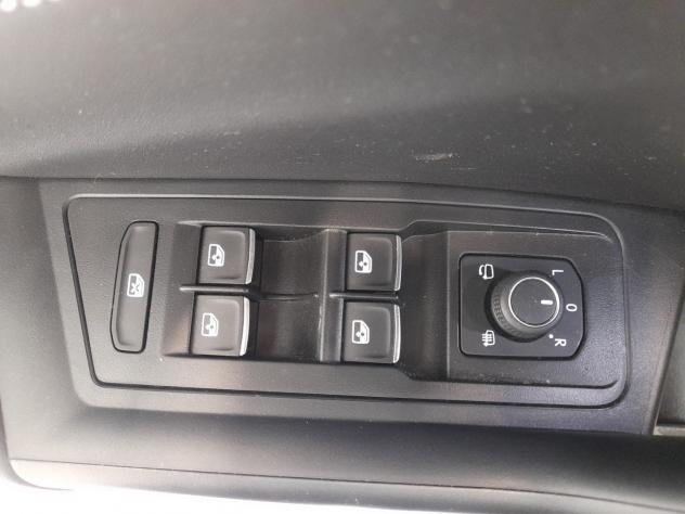 Volkswagen T-Roc 2.0 TDI SCR Style - Foto 9