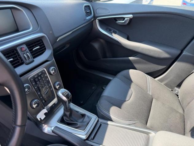 VOLVO V40 D3 Momentum rif. 23829529 - Foto 10