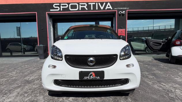 smart fortwo SENSORI DI PARCHEGGIO RATA MENSILE 172,00 EURO 70 1.0 52kW youngster - Foto 2