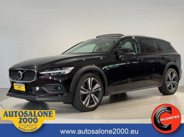 VOLVO V60 Cross Country B5 AWD automatico Plus PREZZO REALE rif. 24051543