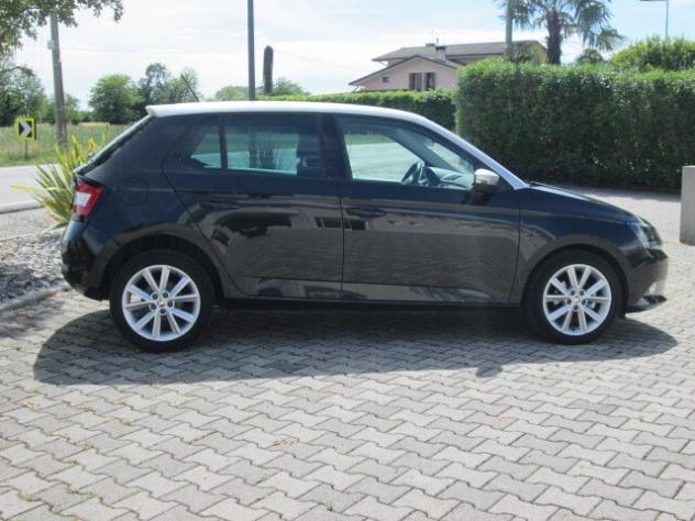 Skoda Fabia 1.4 TDI 90 CV Twin Color Design Edition Argento - Foto 5