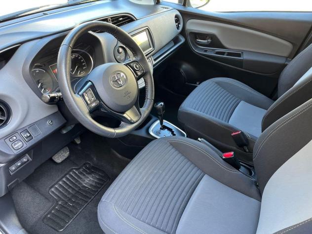 Toyota Yaris Yaris 5p 1.5h Active my18 - Foto 6