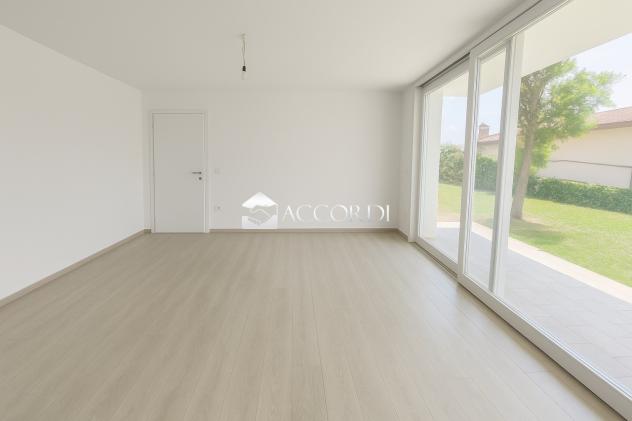 CASA INDIPENDENTE di 5 vani e di 400 mq (MASER) rif. BL082 - Foto 2