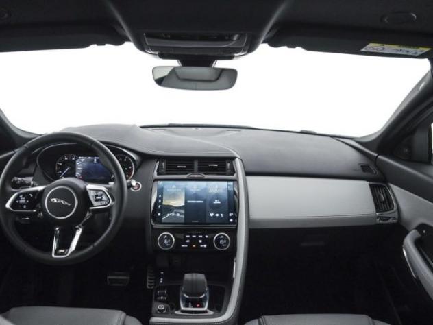 JAGUAR E PACE 2.0D I4 163 CV AWD Auto R-Dynamic SE rif. 23157242 - Foto 4
