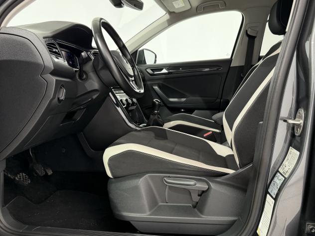 Volkswagen T-Roc 1.6 TDI SCR Advanced BMT - Foto 8