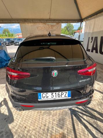 Alfa Romeo Stelvio 2.2 Turbodiesel 190 CV AT8 RWD Business - Foto 10