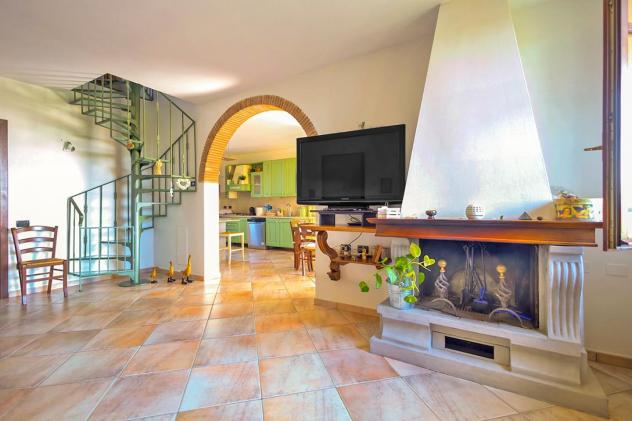 casa indipendente in vendita a Vecchiano in zona Nodica