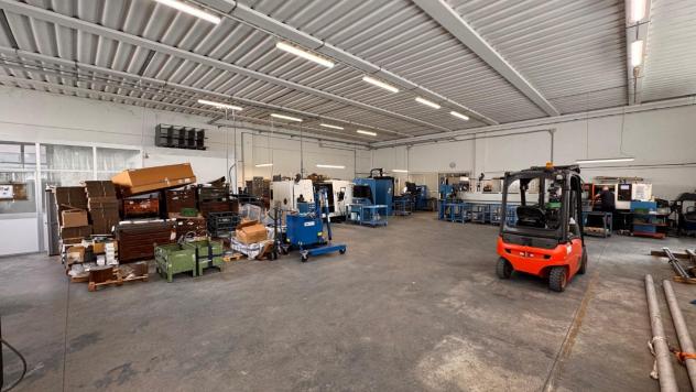 Capannone artigianale in vendita a Le Melorie - Ponsacco 370 mq Rif: 1391854