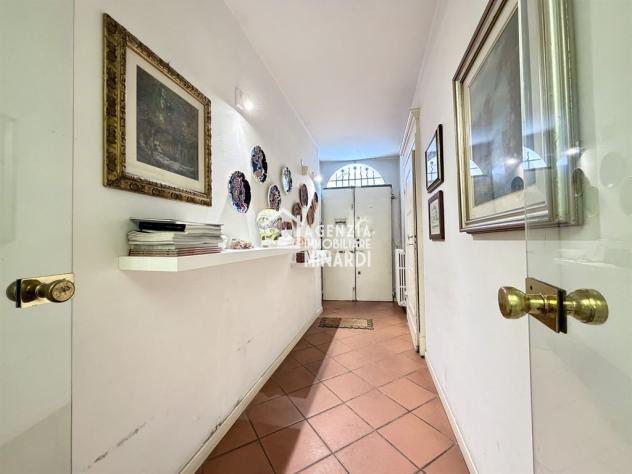 FAENZA CENTRO STORICO – TERRA-CIELO INDIPENDENTE CON CORTE PRIVATA, GARAGE E TAVERNA - Foto 15