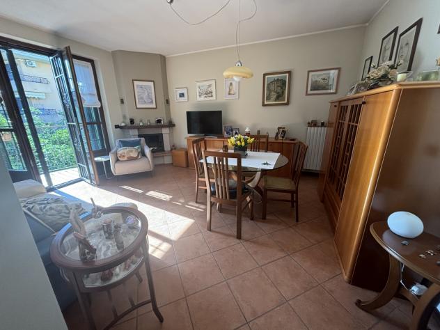 APPARTAMENTO di 3 vani e di 78 mq (SIZIANO) rif. SIZIANO195