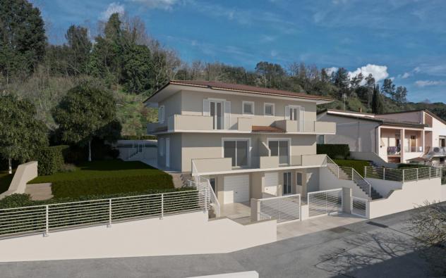 Porzione di casa in vendita a Capraia e Limite 200 mq  Rif: 1258041