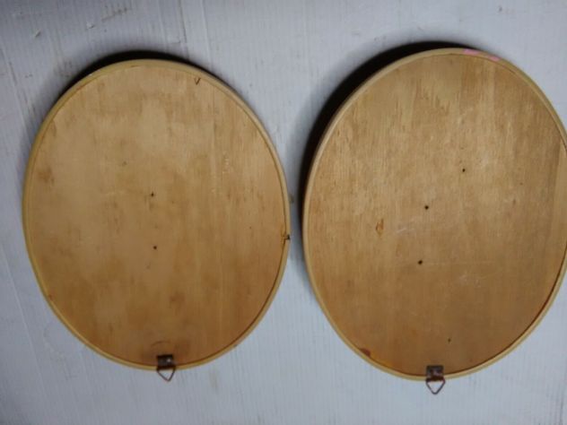 coppia quadretti vintage in legno anni 50 con statuine gesso - Foto 7