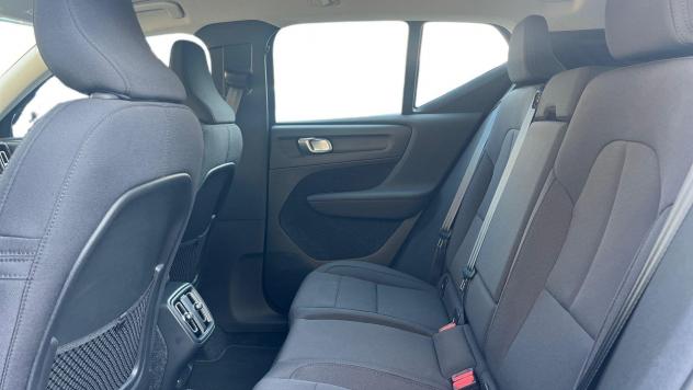 Volvo XC40 D3 automatico Momentum Pro - Foto 7