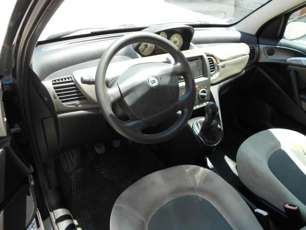 Lancia Ypsilon 1.3 Multijet 16V Argento - Foto 5