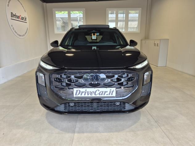 Audi Q3 2.0 TDI S LINE EDITION 150CV S-TRONIC LED TETTO NAVI CARPLAY RETROCAM. ACC. AUTO UFFICIALE AUDI 1 PROPRIETARIO - Foto 8
