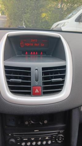 Peugeot 207 1.4 VTi 95CV 5p. XS - Foto 7