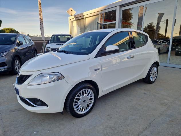 Lancia Ypsilon Ypsilon 1.2 69 CV 5 porte Gold - Foto 2