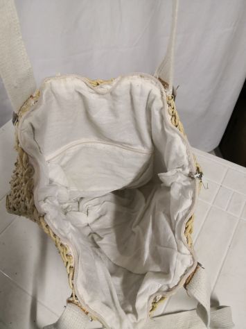 Borsa di paglia e foderata in tessuto bianco all'interno, Vintage anni '70. - Foto 3