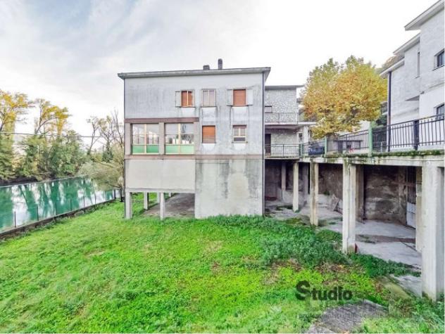 Palazzo / Stabile di 750 m² con più di 5 locali in vendita a Olginate - Foto 8