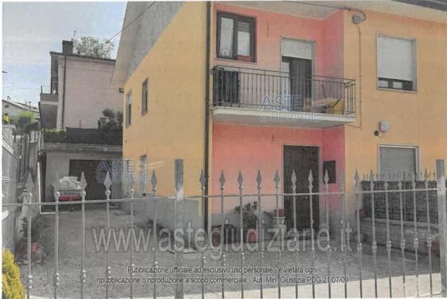 IMMOBILI-IMMOBILE RESIDENZIALE-Via Santa Maria
