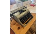 Macchina da scrivere Olympia 1955