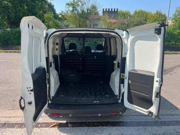 Fiat Dobl1.6 MJT 105CV Pianale Cabinato Maxi 3 posti - Foto 7