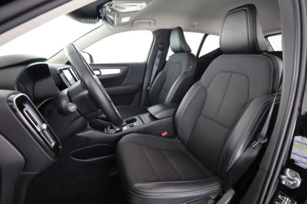 VOLVO XC40 XC40 T4 AWD Geartronic Momentum rif. 23783313 - Foto 2
