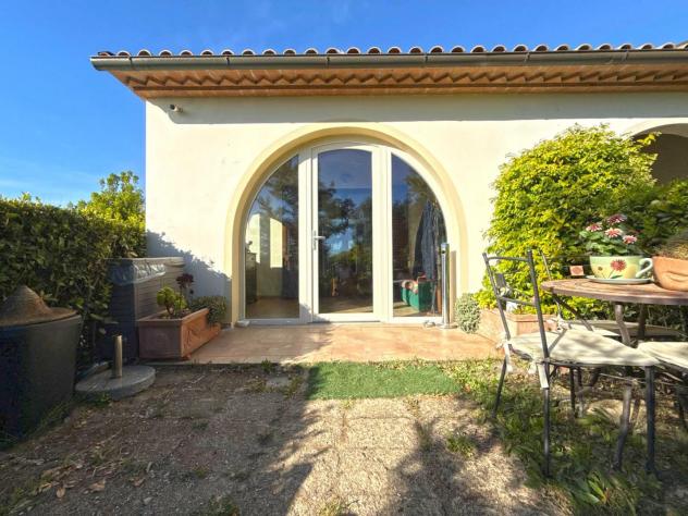 Villetta a schiera angolare in vendita a Riparbella 69 mq Rif: 1409876