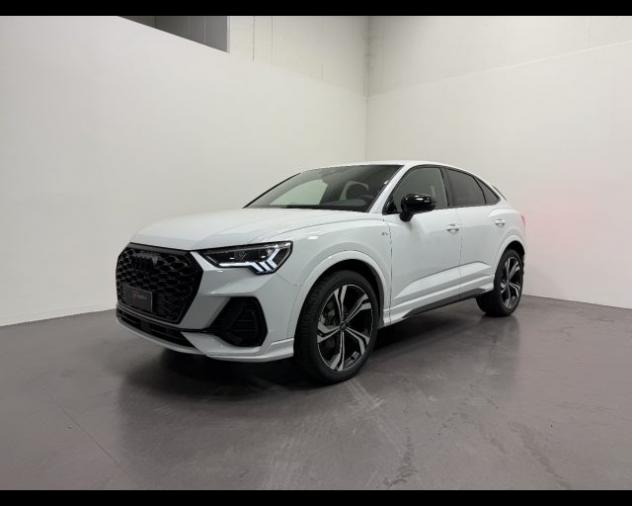 AUDI 50 Audi Q3 Sportback Identity Black 35 TFSI 110(1) k rif. 23022295
