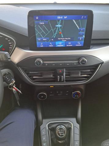Ford Focus 1.5 EcoBlue 120 CV SW Business - Foto 9