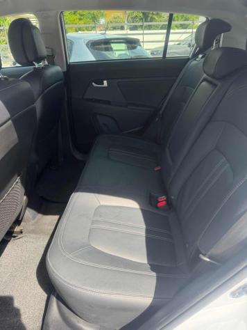 KIA Sportage 1.7 CRDI 2WD Cool rif. 24088595 - Foto 9