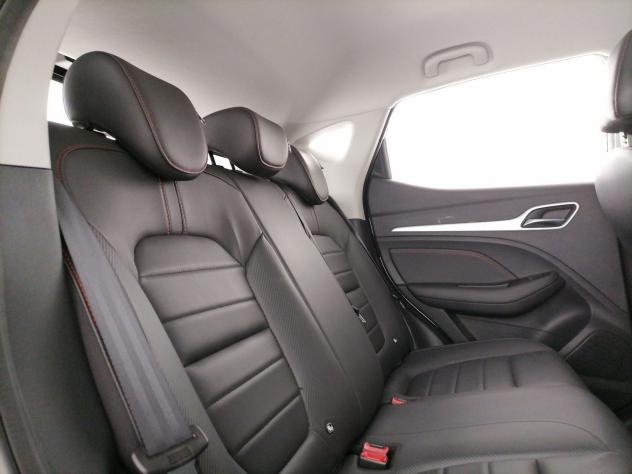 MG ZS 1.5 Luxury - Foto 8