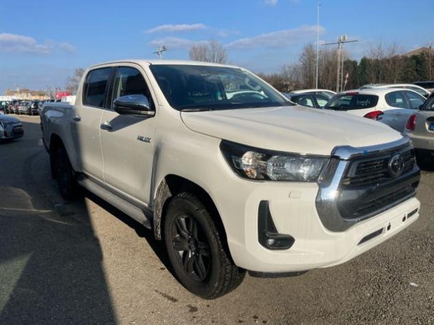 TOYOTA Hilux 2.4 D-4D A/T 4WD 4 porte Double Cab Executive rif. 23499954 - Foto 2