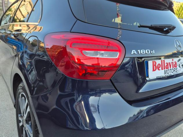 Mercedes A 180 d Manuale Sport NAVI - Foto 7