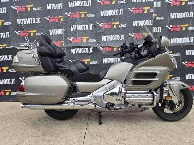 HONDA GL 1800 Gold Wing Video 360 rif. 23989926