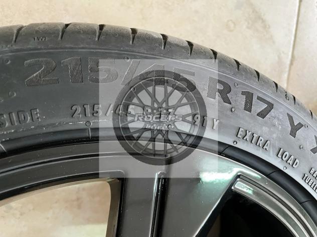 Cerchi 17 e pneumatici originali Audi A1 - Foto 8