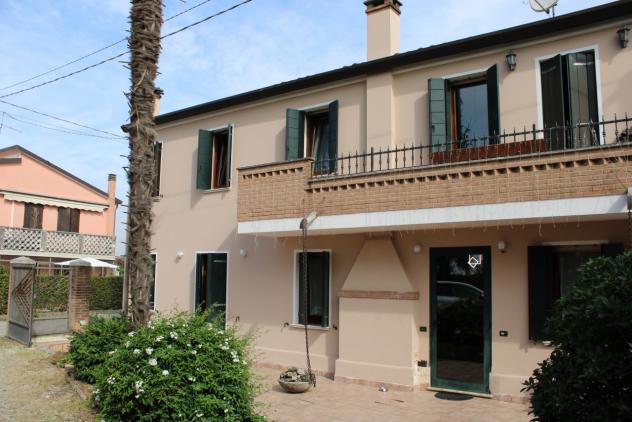 Bifamiliare in vendita a Rovigo