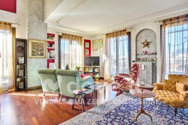 Attico / Mansarda di 139 m² con 4 locali e box auto in vendita a Varese