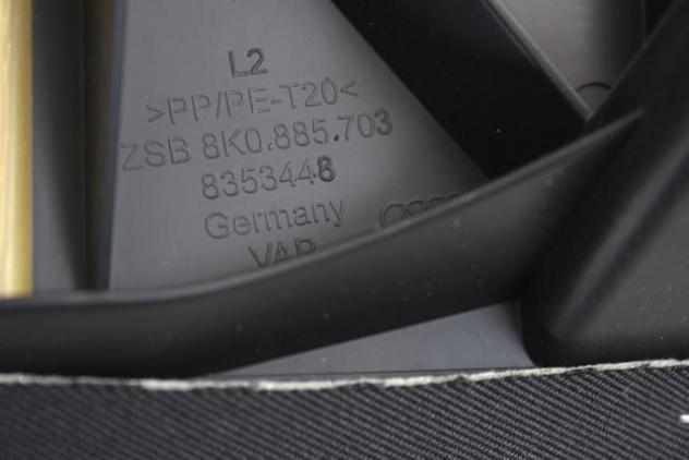 8K0885703 COPPIA FIANCHETTI SEDILI POSTERIORI AUDI A4 8K2 2.0 D 88KW 6M 4P (2015) RICAMBIO USATO 8K0885704 - Foto 4
