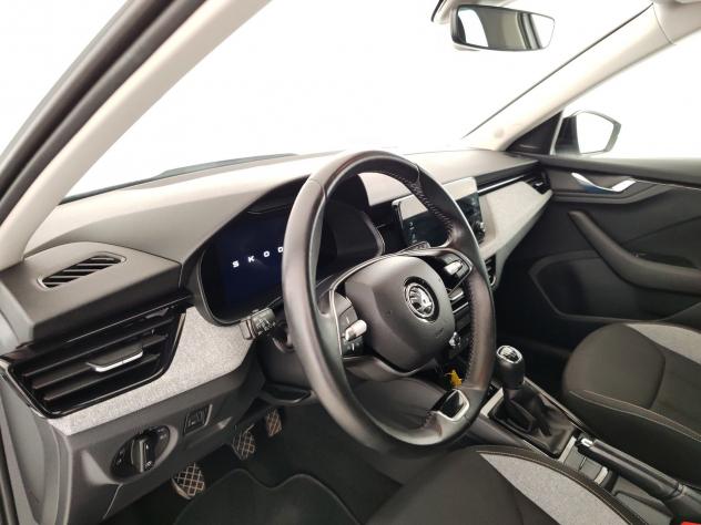 Škoda Kamiq 1.0 TSI Black Dots 70kW - Foto 8