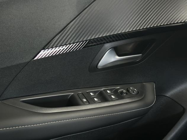 Peugeot 208 Allure PureTech 100 S/S - Foto 8