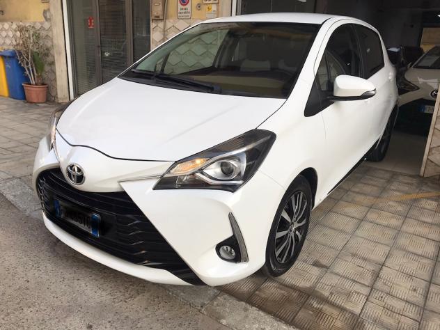 Toyota Yaris 1.4 D-4D 5 porte Lounge - Foto 3