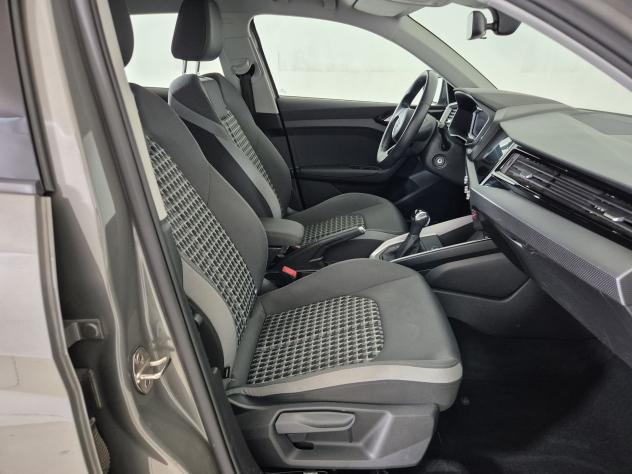 Audi A1 II 2019 Sportback Benzina Sportback 30 1.0 tfsi S Line Edition 116cv s-tr - Foto 10