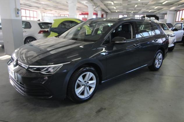 VOLKSWAGEN Golf Variant 2.0 TDI SCR Life rif. 23992633 - Foto 2