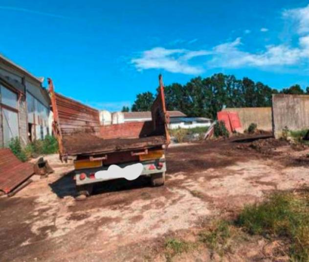 Immobile in asta di 9989 m² con più di 5 locali in vendita a Frascaro - Foto 3