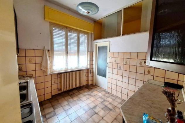 Immobile in asta di 103 m² con più di 5 locali e box auto doppio in vendita a Trevi - Foto 12